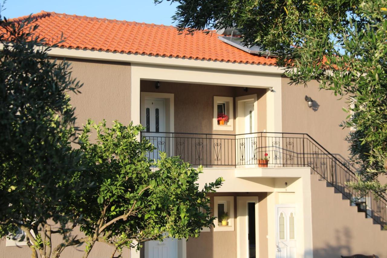 Nikoleta'S Studios Αργοστόλι Εξωτερικό φωτογραφία